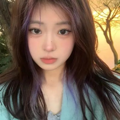 二人漫步几春秋